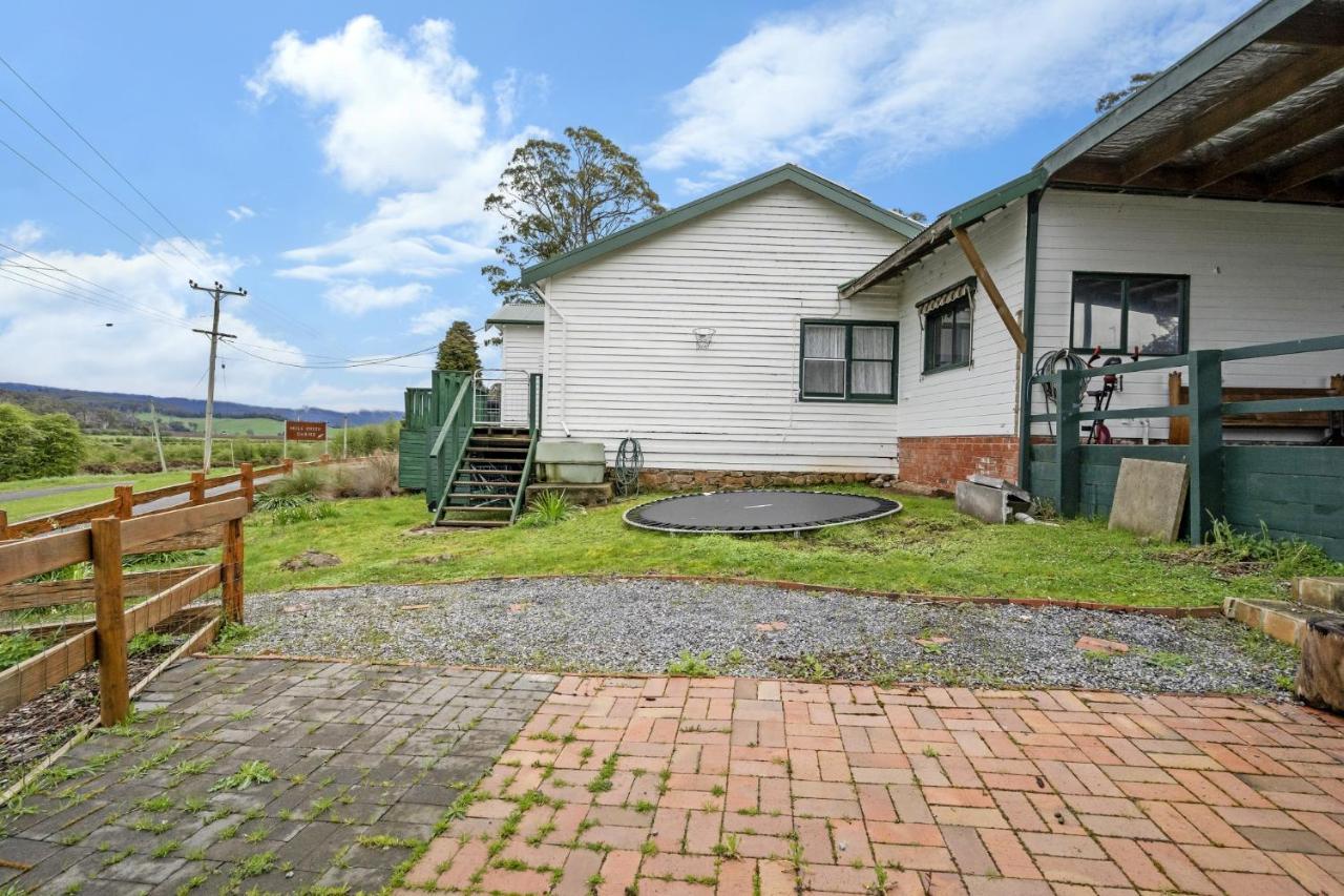 Mole Creek Cabins Exterior photo