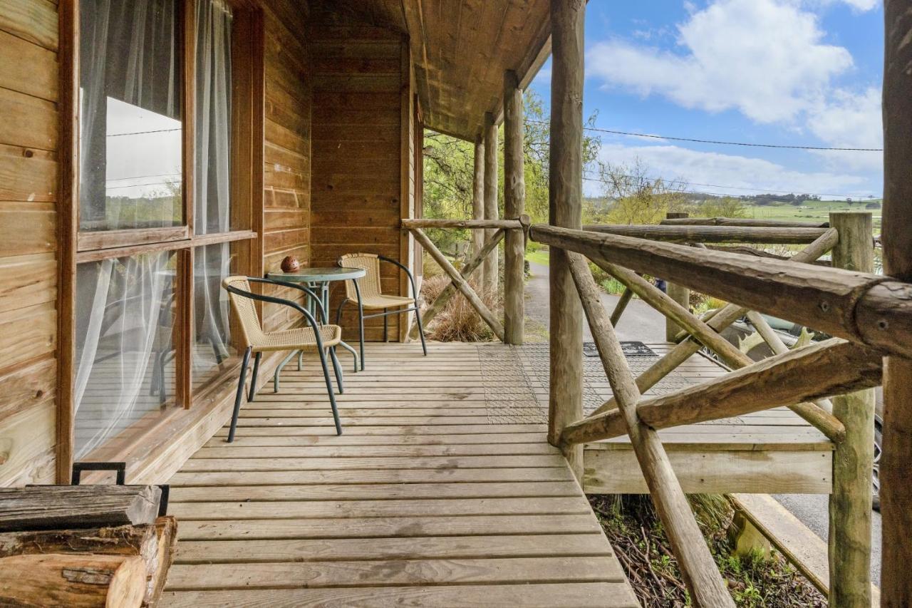 Mole Creek Cabins Exterior photo